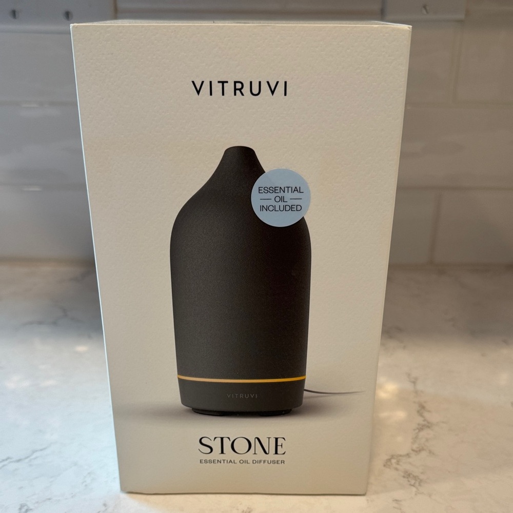 Vitruvi Black Stone Essential Oil Diffuser - NIB